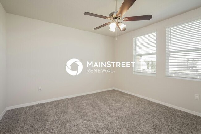 Building Photo - 3 Bedroom Pet-Friendly Home in St. Cloud, FL with Main Street Renewal