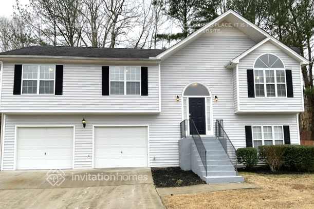 Building Photo - 1722 Graywood Dr SE