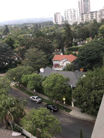 Dinning room view - 10751 Wilshire Blvd