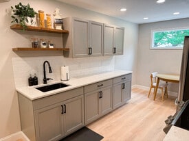 Building Photo - 4056 Lenox Park Dr