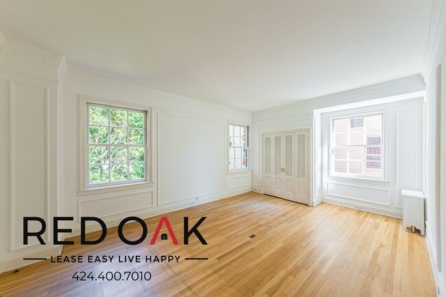 Building Photo - 3278 Wilshire Blvd