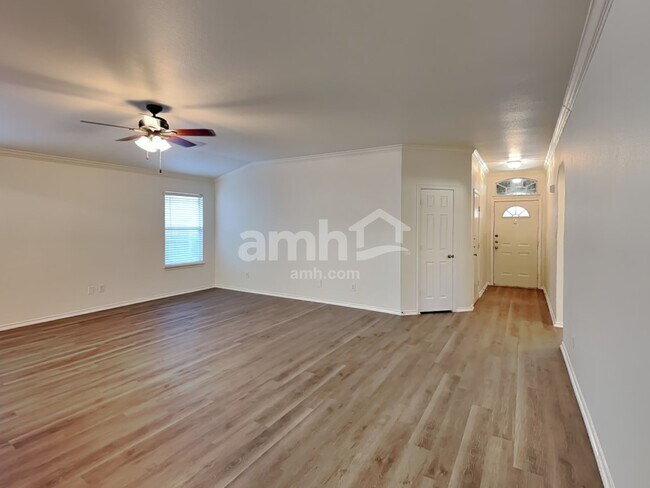 Building Photo - 11039 Arabian Palm