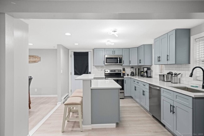 Building Photo - 1045 Colonel Ledyard Hwy