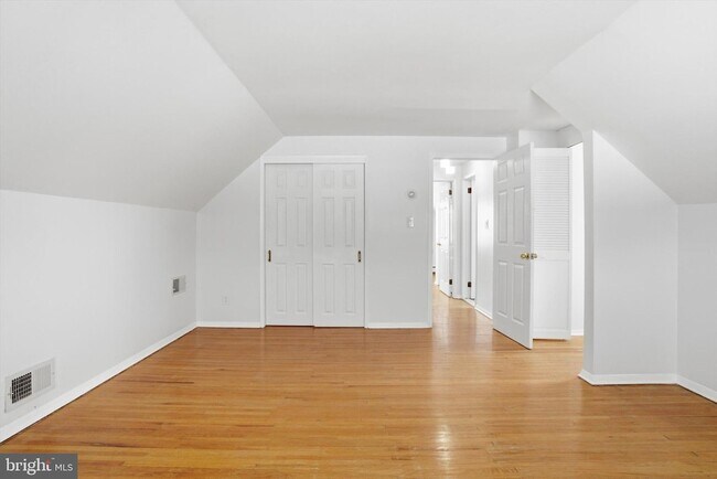 Building Photo - 29 Rolling Ln