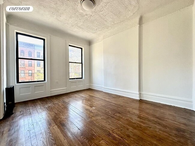 Building Photo - 940 Amsterdam Ave