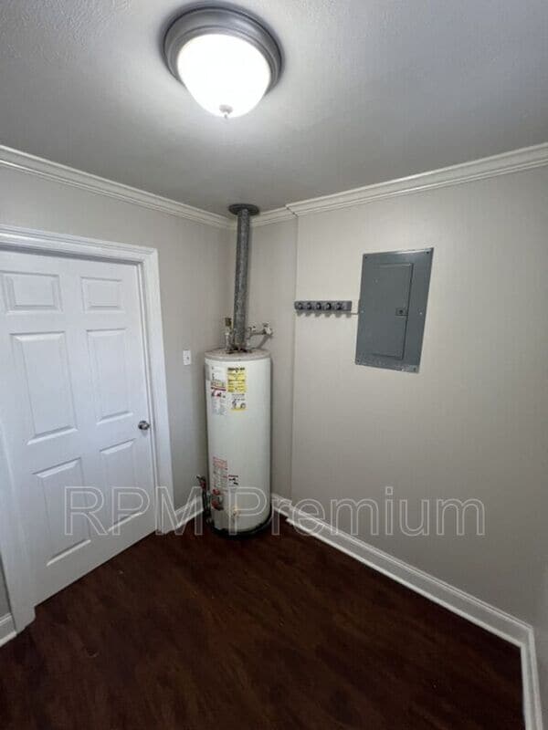 Building Photo - 41158 2nd Colonial St