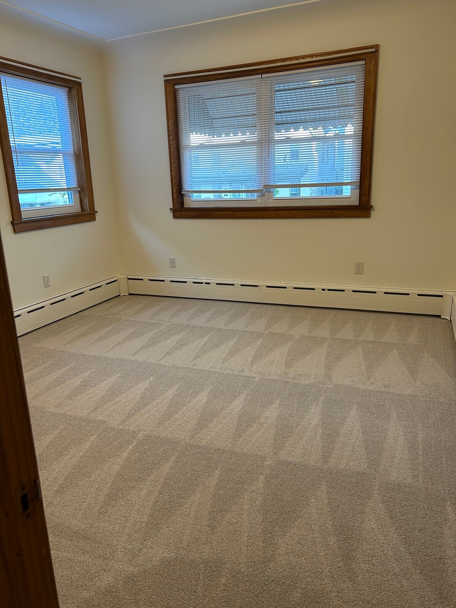 bed 1 - 1440 Penn Ave