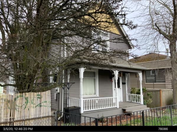 Primary Photo - 505 Lakeway Dr