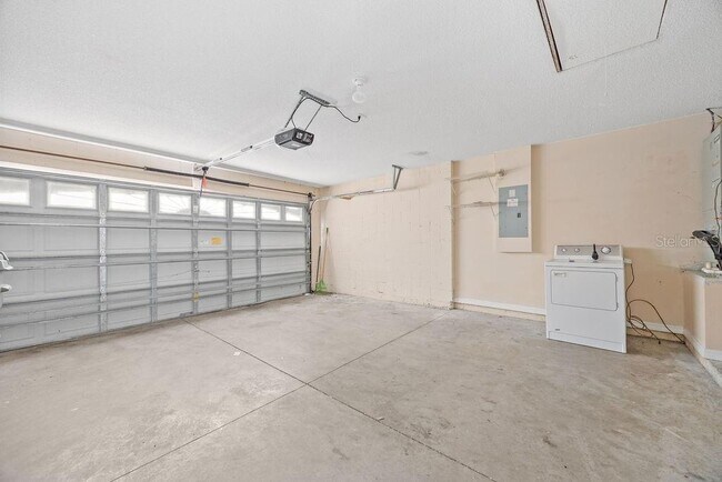 Building Photo - 4587 Eaglet Ln
