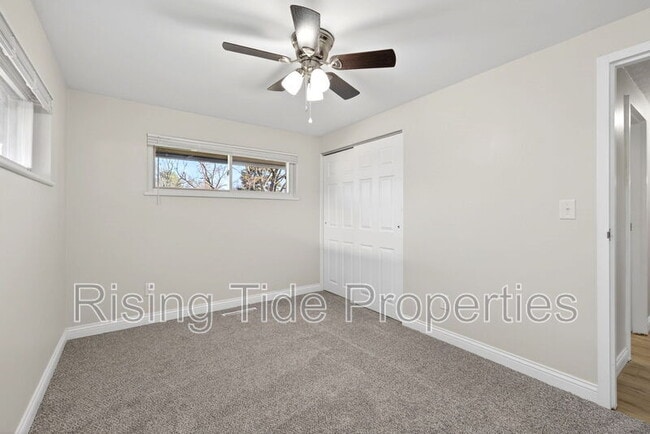 Building Photo - 2176 Los Arrow Dr