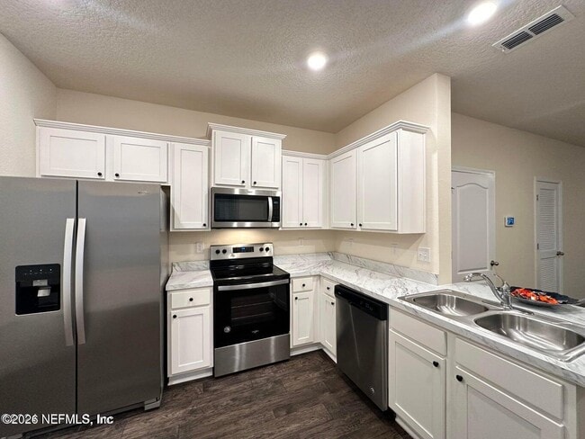 Building Photo - 336 Aralia Ln