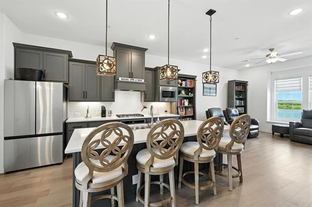Building Photo - 3709 Island Vista Dr