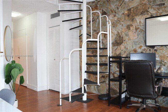 Building Photo - 7801 NE 4th Ct