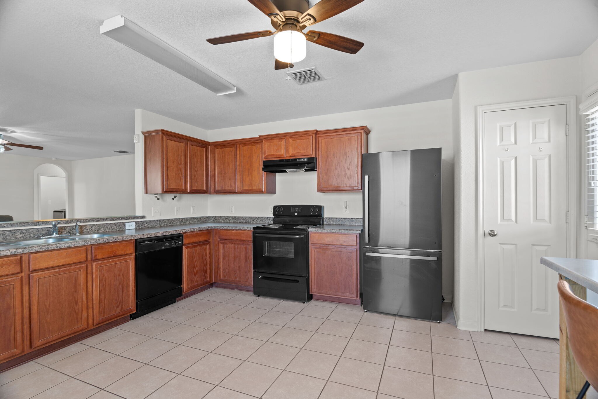 Building Photo - 5503 Chase Cyn