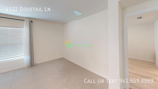 Building Photo - 4122 Dovetail Ln