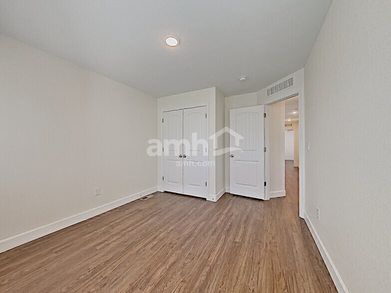 Building Photo - 4315 Crestone Peak St