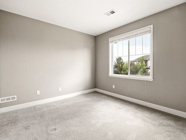 Building Photo - 1135 Bonnyton Pl