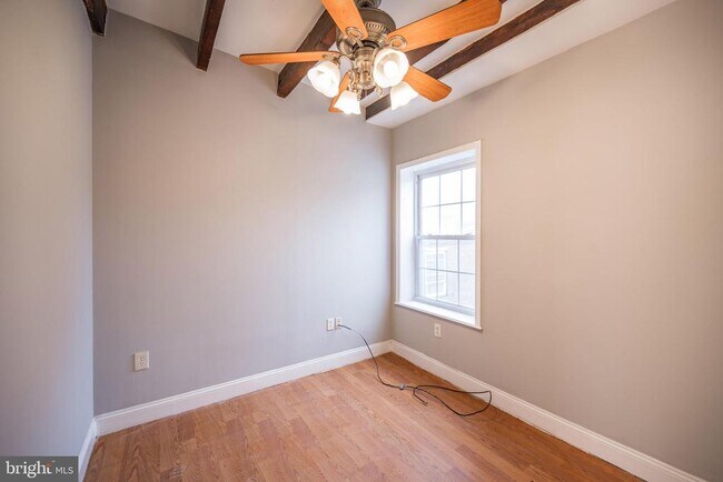 Building Photo - 2123 Spring Garden St