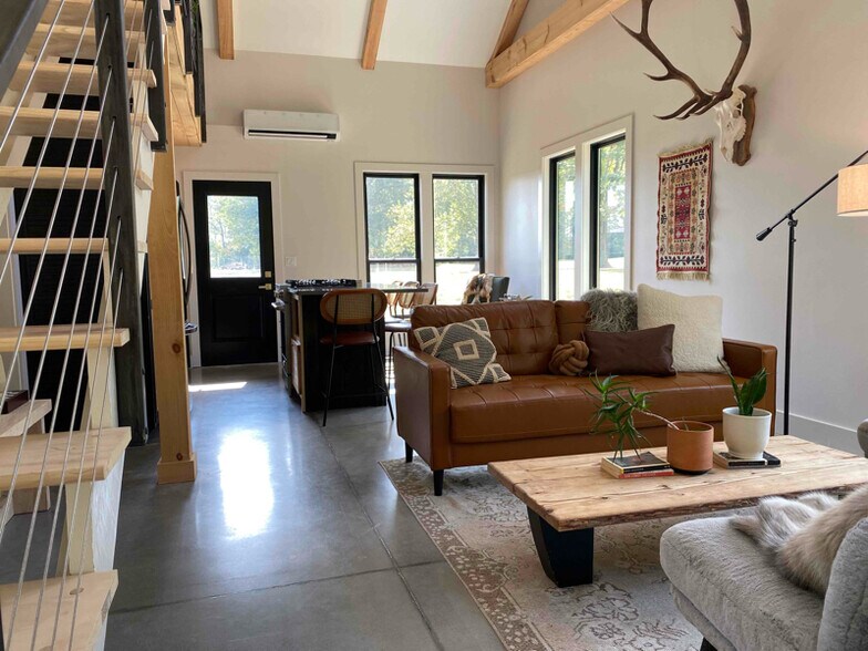 Building Photo - 575 Sullens Rd