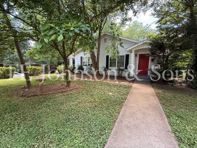 Primary Photo - Charming Duplex in Winston-Salem