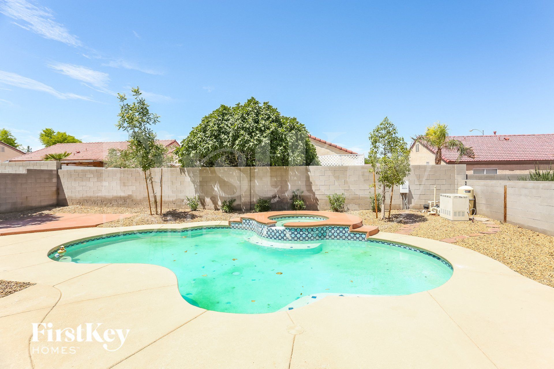 Building Photo - 718 Azure Banks Ave