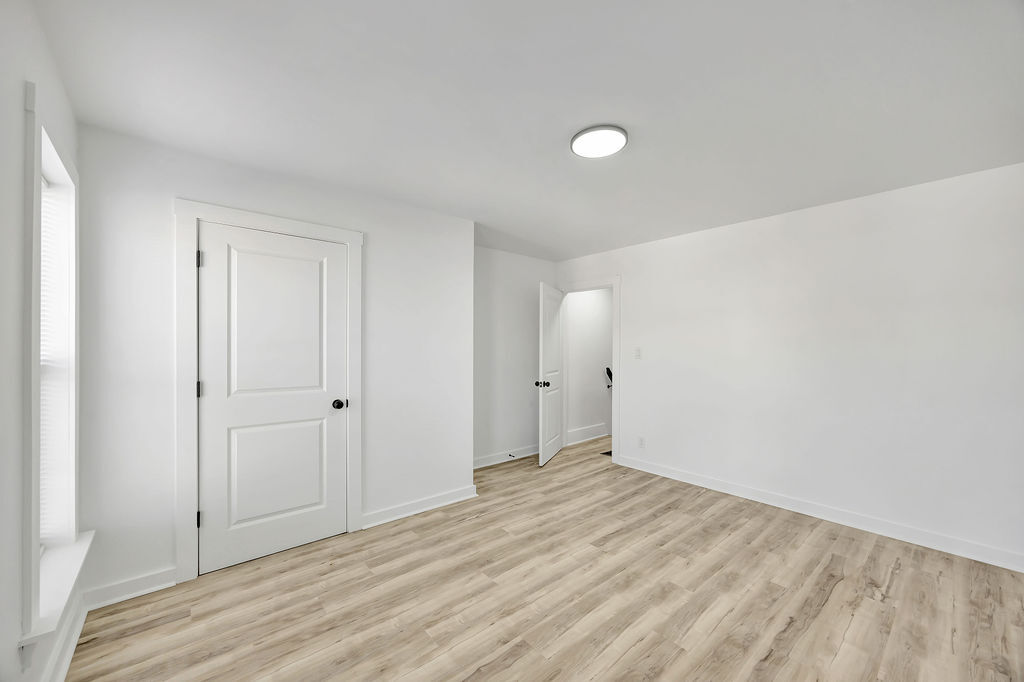 Building Photo - 2022 Central Ave