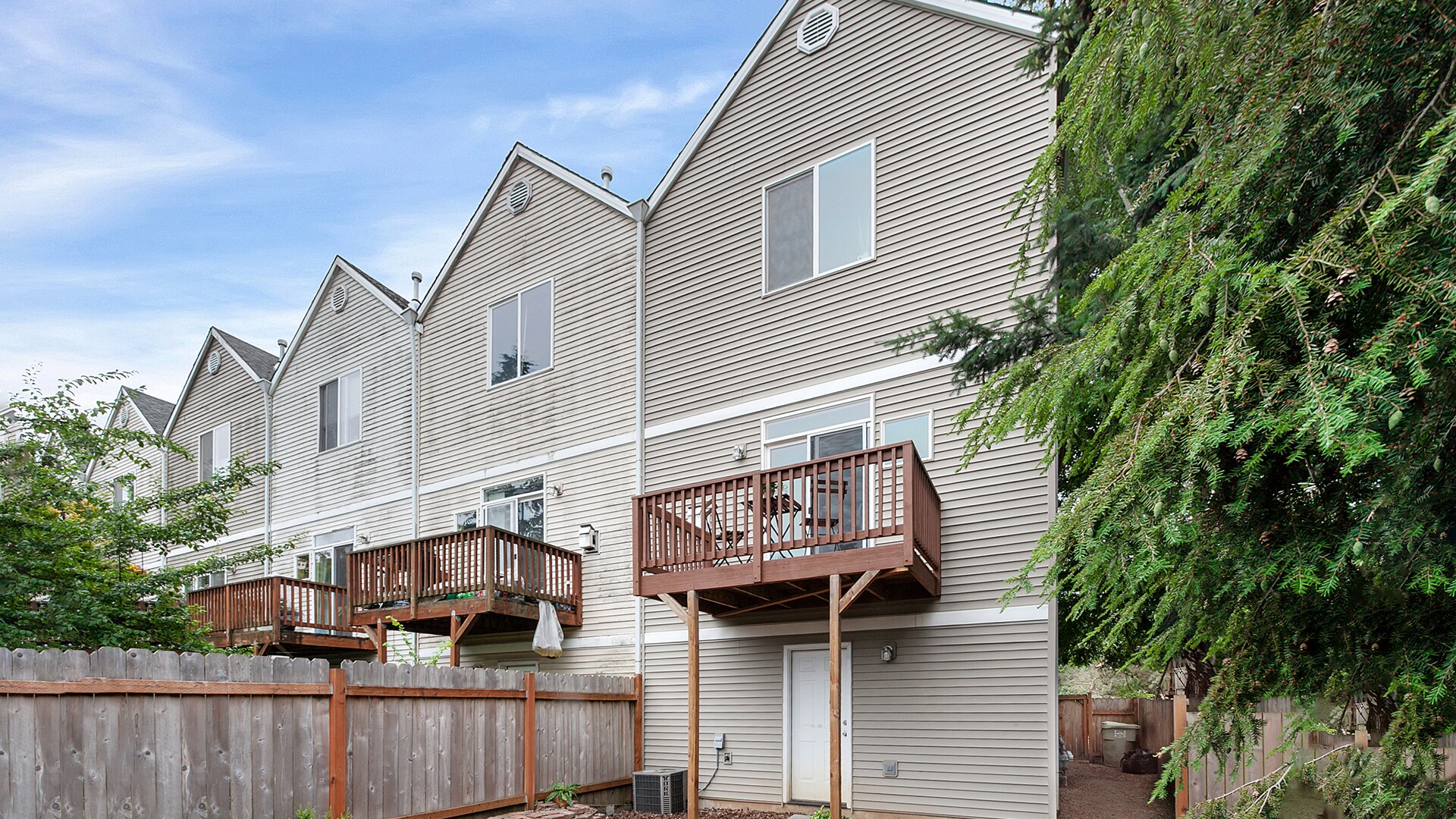 Building Photo - 17387 SW Novato Ln