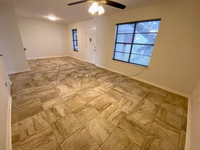 Building Photo - Willows Apartments