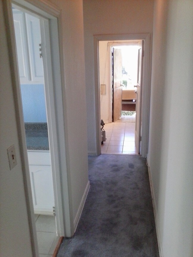 Building Photo - 2021 S Rimpau Blvd