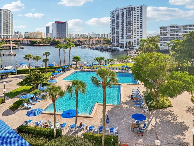 Building Photo - 600 Three Islands Boulevard