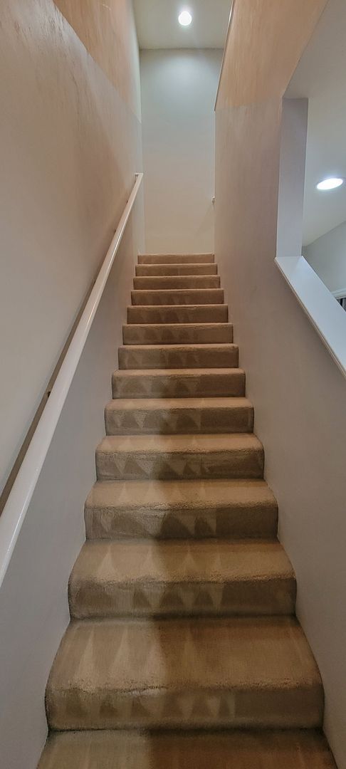 Building Photo - 1571 NW 29 Rd