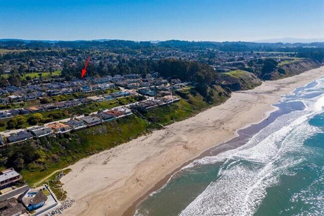 Building Photo - Seascape Aptos