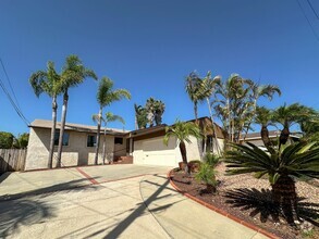 Building Photo - Bright & Spacious Bay Park Oasis with Mode...