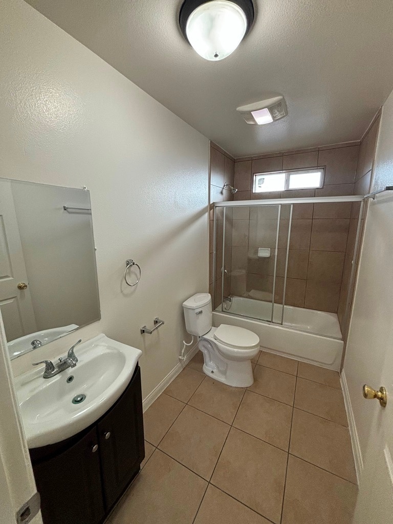 Building Photo - 214 E 97th St