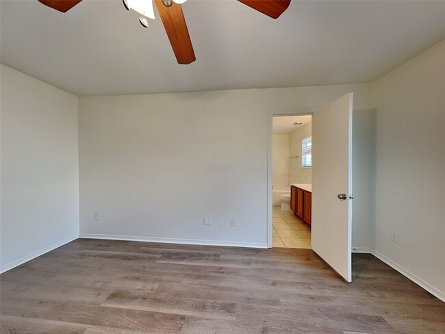 Building Photo - 2803 Seastrand Ln