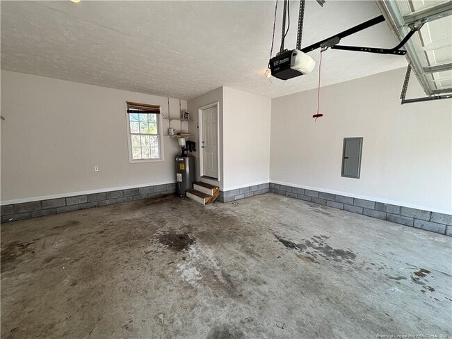 Building Photo - 6308 Firefly St