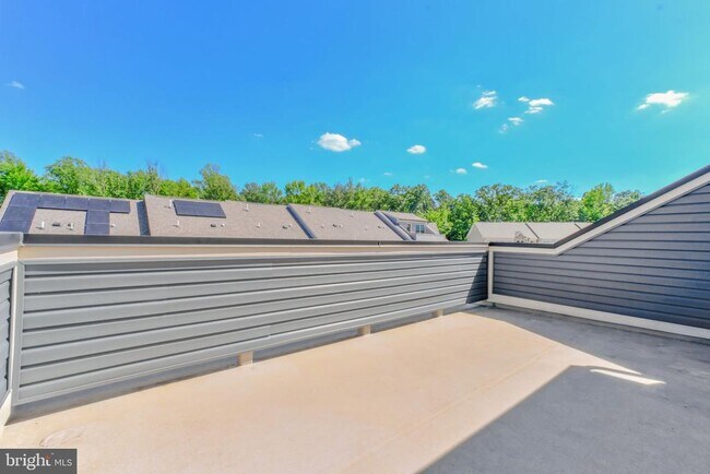Building Photo - 3336 Cormorant Dr