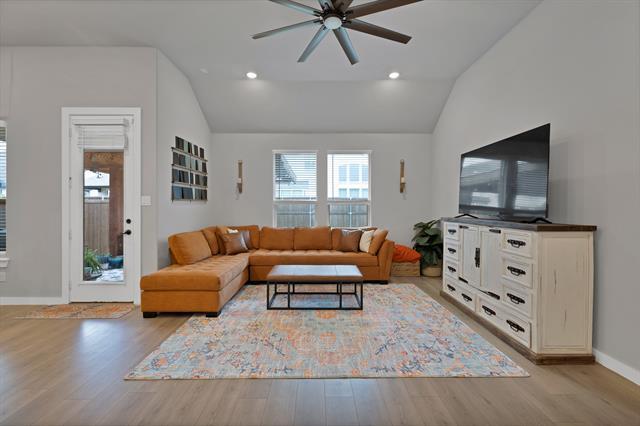 Building Photo - 1373 Silverthorne Trl