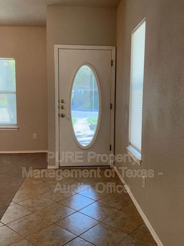 Building Photo - 302 Windridge Village Cove