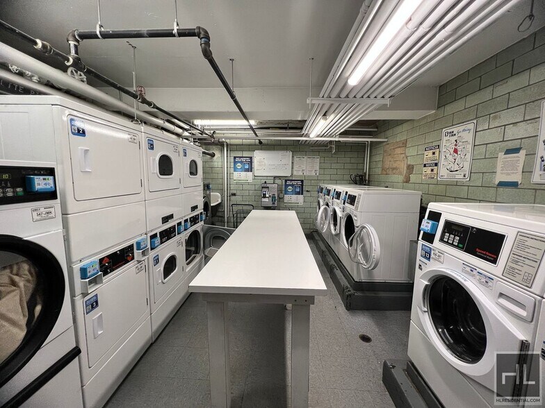 Building Photo - EAST 35 STREET