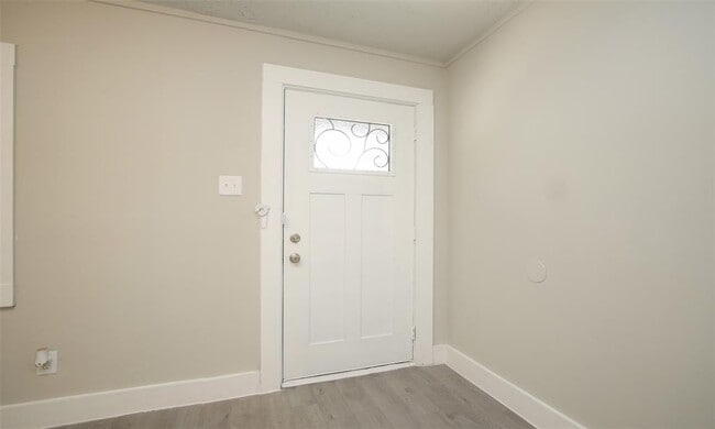 Building Photo - 4826 Larkspur St