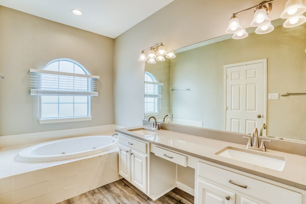 Building Photo - 7118 Turtle Lagoon Row