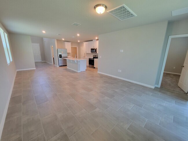 Building Photo - 5265 Sanders Oak Trl