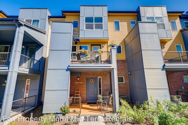 Building Photo - 2 br, 3 bath House - 11243 Colony Cir