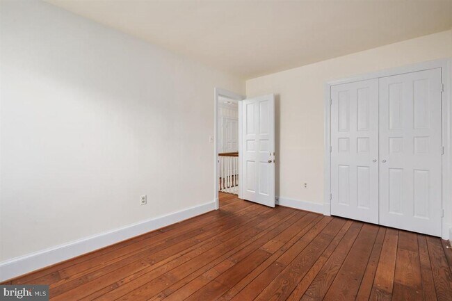 Building Photo - 15321 FALLS