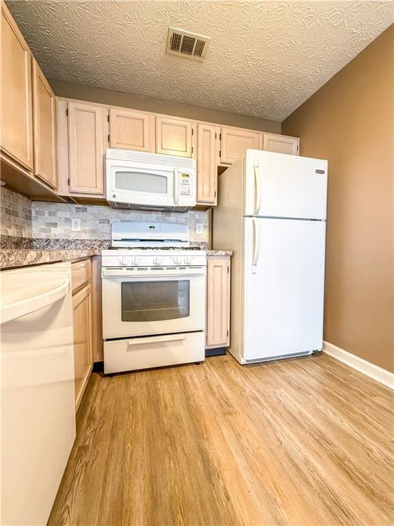 Building Photo - 2711 Highland Ridge NW