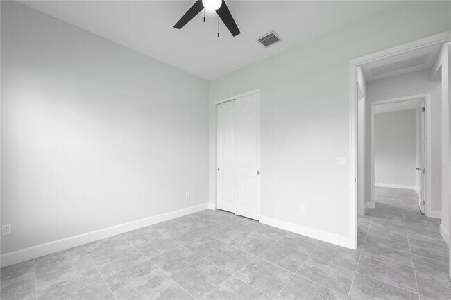 Building Photo - 14040 Spruce Pne Dr