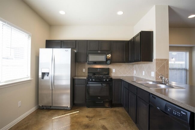 Building Photo - 4506 Truth Wy