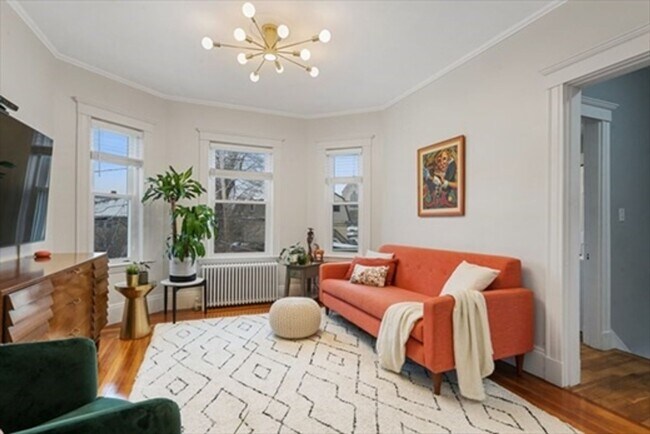 Building Photo - Parking - Free Laundry - Deck - Yard