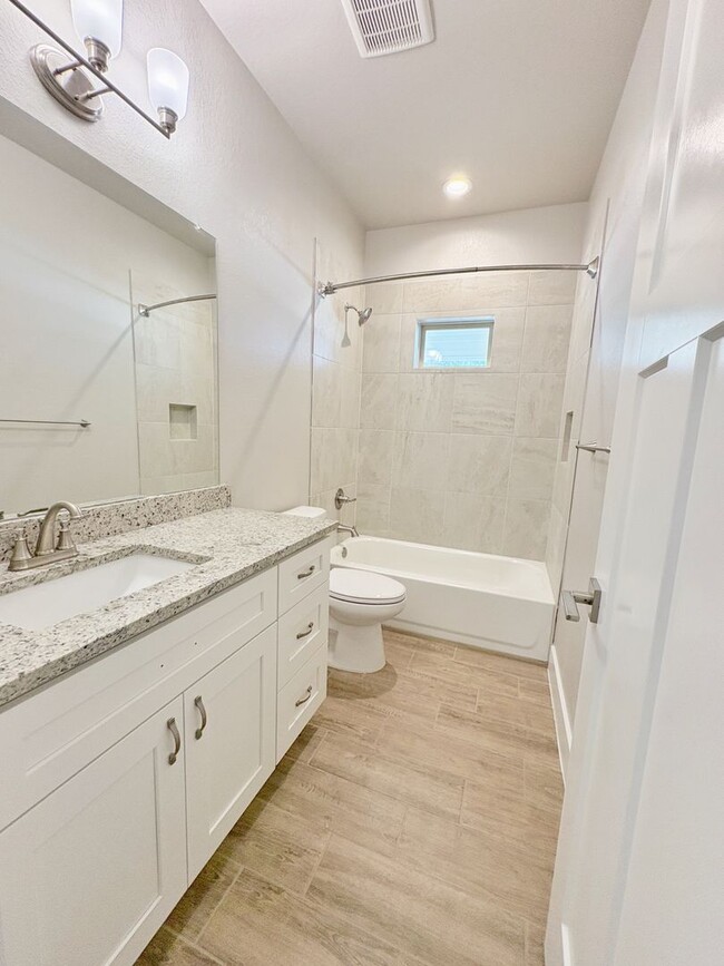 Building Photo - Charming Brand-New 3 Bedroom, 2 Bath Home ...